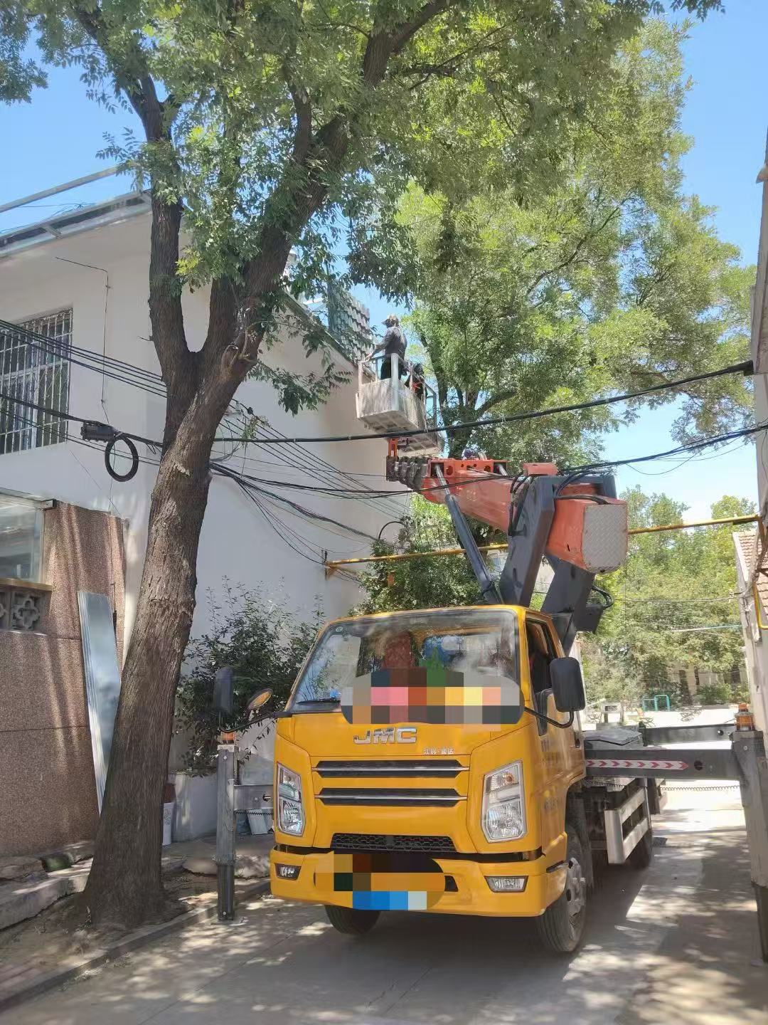 连江县高空作业车能吊装重物吗？最大承载多少公斤？